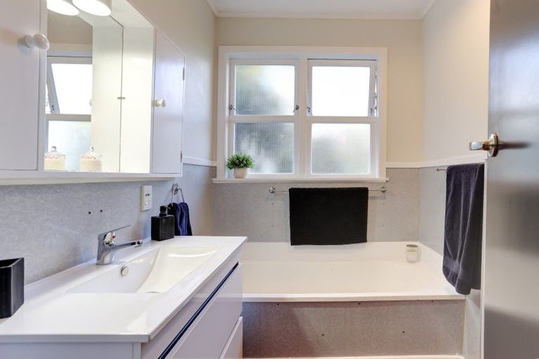 Photo of property in 4 Sedgebrook Street, Whanganui East, Whanganui, 4500