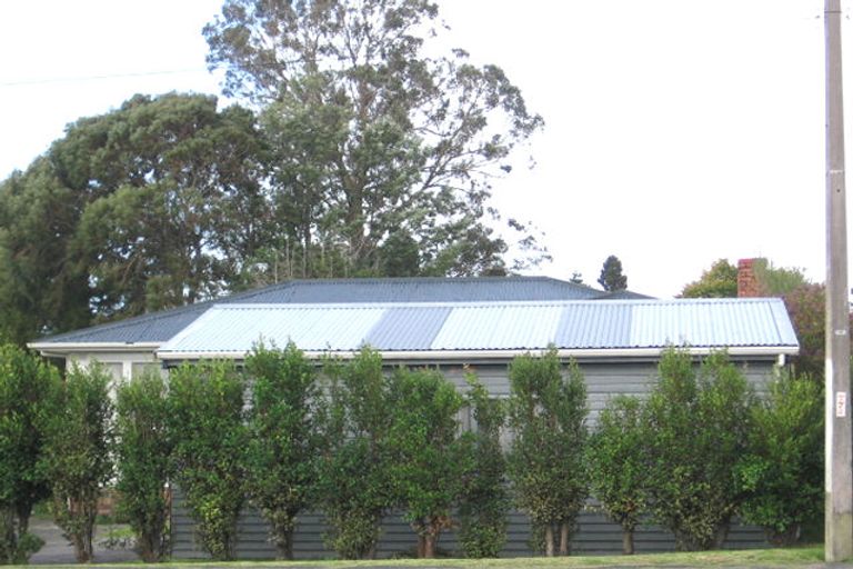 Photo of property in 139 Rathgar Road, Henderson, Auckland, 0610