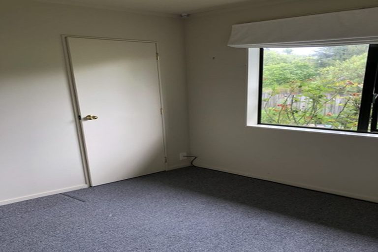 Photo of property in 105 Makarini Street, Paraparaumu, 5032