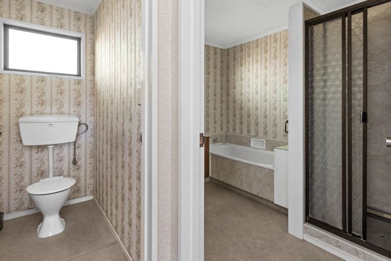 Photo of property in 30a Donegal Crescent, Tamatea, Napier, 4112