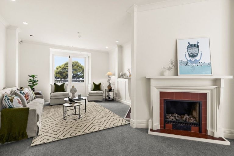 Photo of property in 201 Marine Parade, Napier South, Napier, 4110