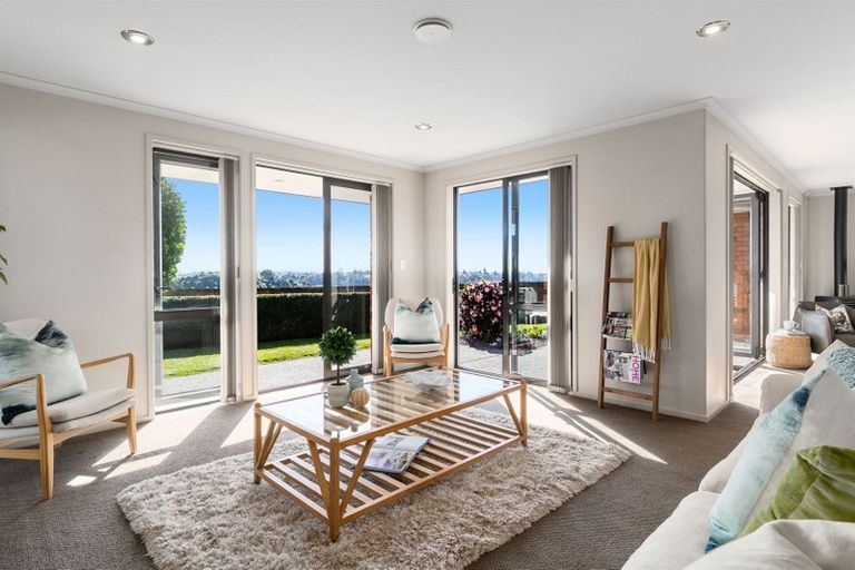 Photo of property in 12 Kakapo Place, Pyes Pa, Tauranga, 3112