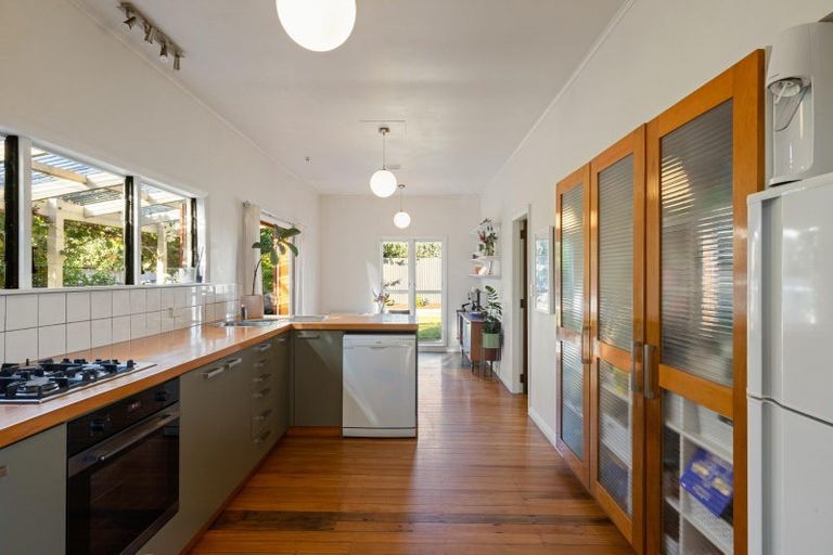 Photo of property in 44 Plunket Terrace, Hamilton East, Hamilton, 3216