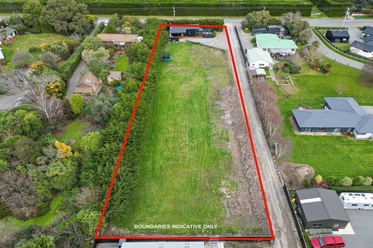Photo of property in 69a Douglas Road, Amberley, 7410