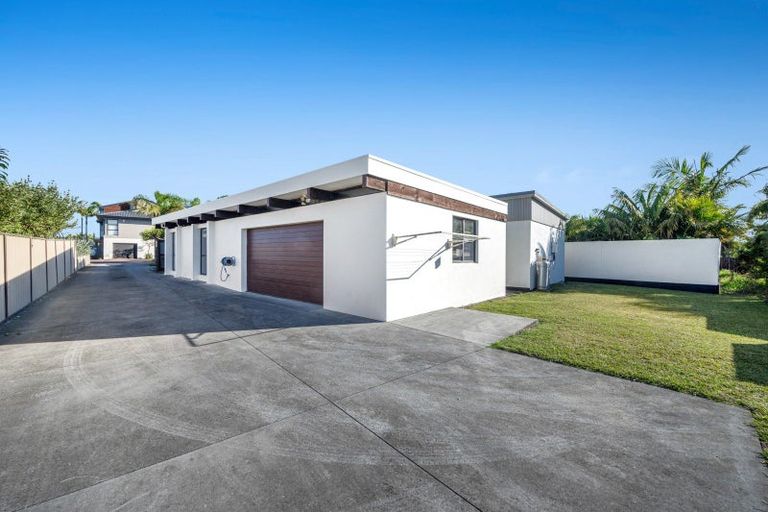 Photo of property in 7 Tabago Place, Half Moon Bay, Auckland, 2012
