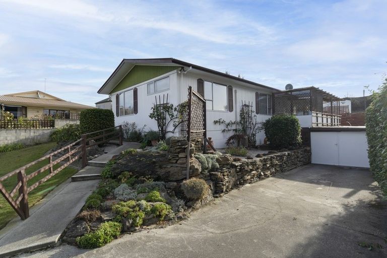 Photo of property in 4 Hart Place, Bridge Hill, Alexandra, 9320