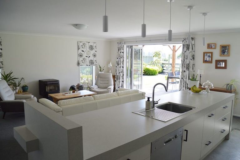 Photo of property in 59 Huntingdon Drive, Rangiora, 7400