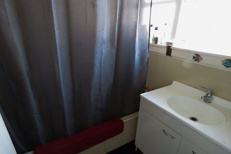 Photo of property in 10 Conlon Street, Reefton, 7830