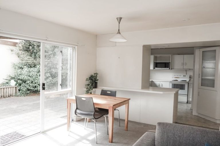 Photo of property in 4/10 Nova Place, Christchurch Central, Christchurch, 8011