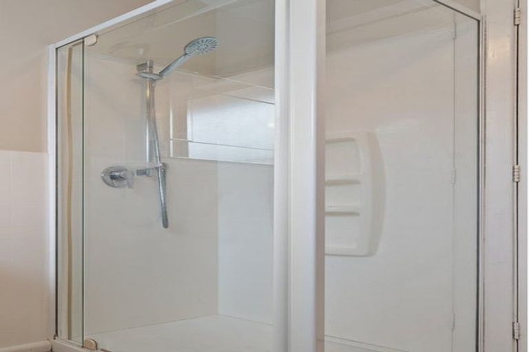 Photo of property in 176 Centaurus Road, Saint Martins, Christchurch, 8022