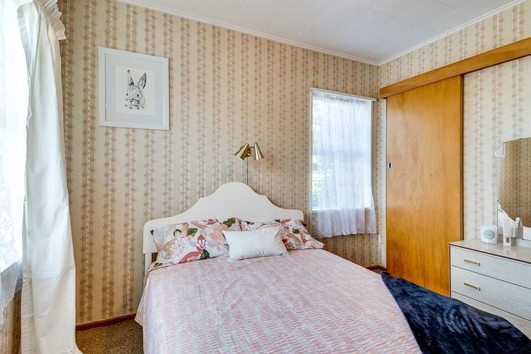 Photo of property in 4 Elliott Street, Taradale, Napier, 4112