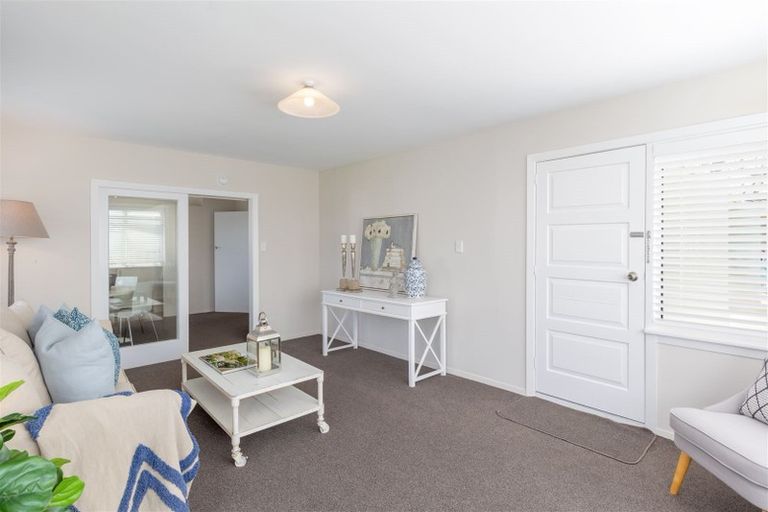 Photo of property in 36 Condell Avenue, Papanui, Christchurch, 8053
