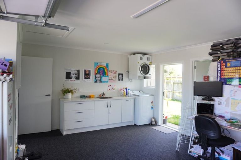 Photo of property in 124a George Street, Tuakau, 2121