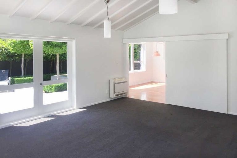 Photo of property in 61 Glandovey Road, Fendalton, Christchurch, 8052