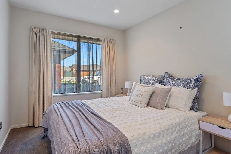 Photo of property in 17s Matawai Close, Rangiora, 7400