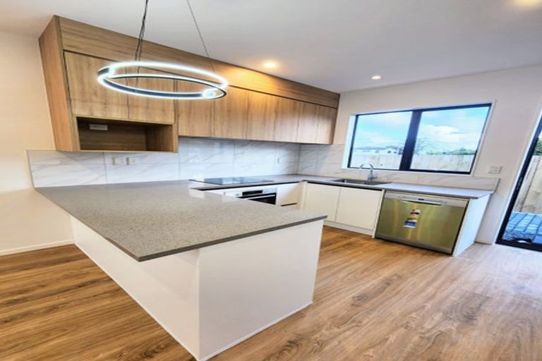 Photo of property in 3/14 Clendon Place, Manurewa, Auckland, 2102