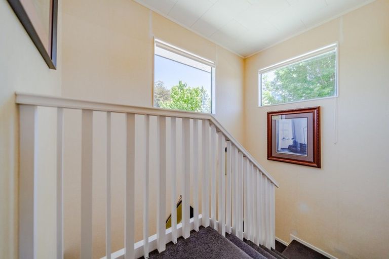 Photo of property in 10 Abbotsford Road, Waipawa, 4210