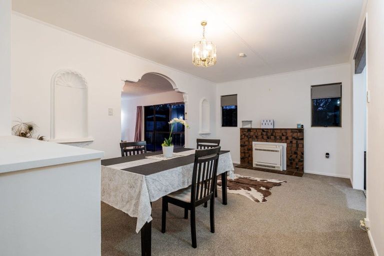 Photo of property in 214 Cambridge Avenue, Ashhurst, 4810