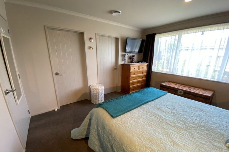 Photo of property in 1 Powick Street, Westport, 7825