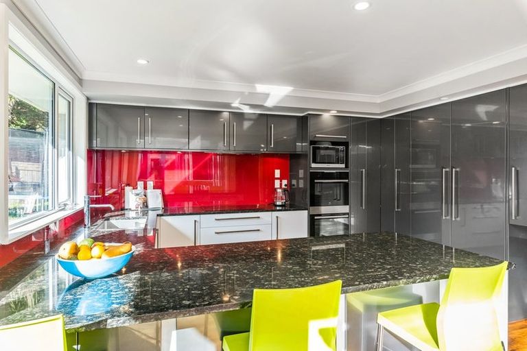 Photo of property in 20 Dell Road, Raumati South, Paraparaumu, 5032