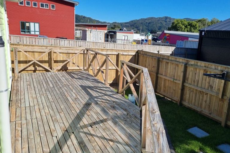 Photo of property in 34 Wainuiomata Road, Wainuiomata, Lower Hutt, 5014