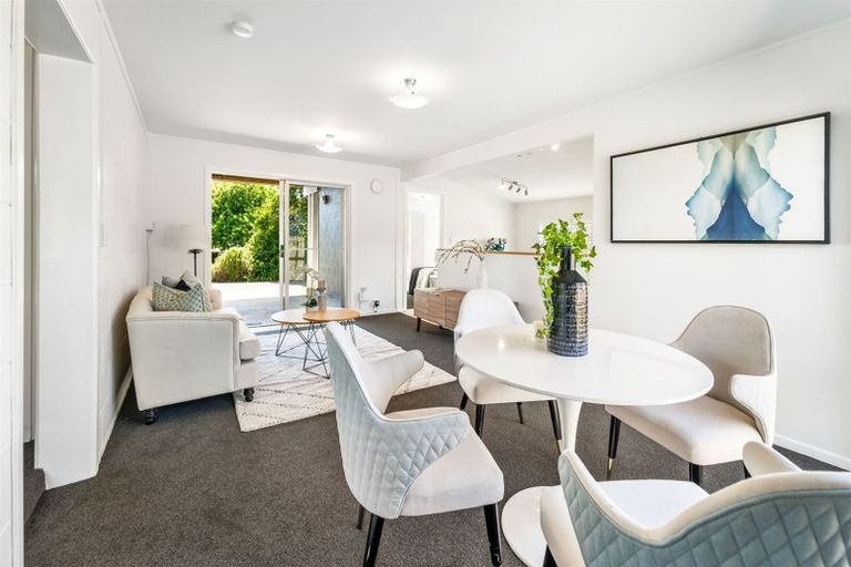 Photo of property in 10 Helvetia Drive, Browns Bay, Auckland, 0630