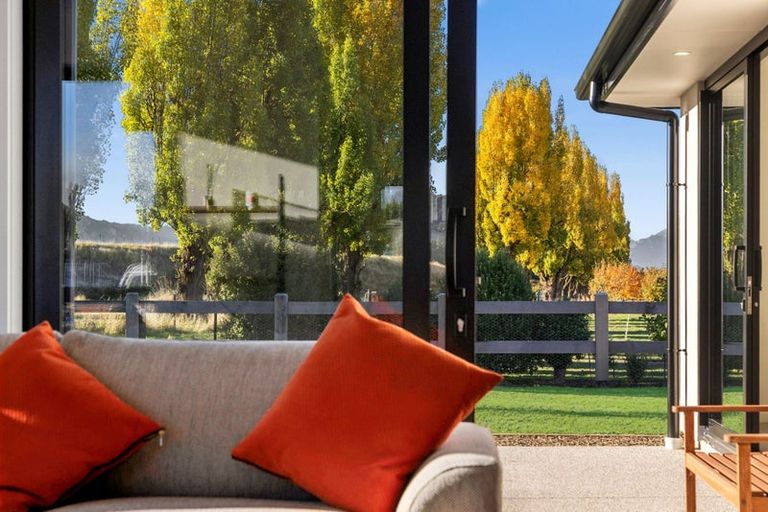 Photo of property in 34 Burbank Road, Wanaka, 9382