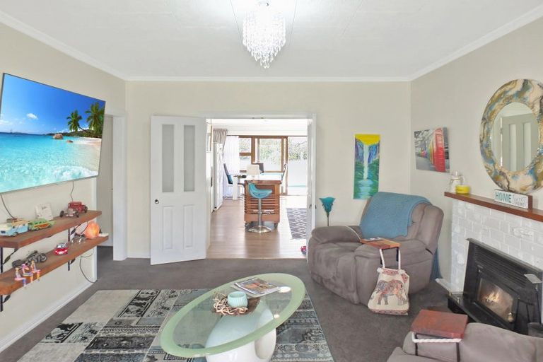 Photo of property in 22 Shortt Street, Foxton Beach, Foxton, 4815