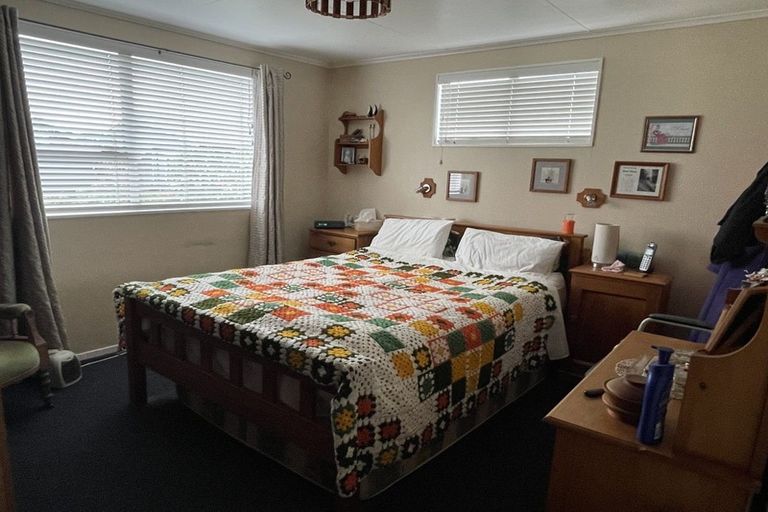 Photo of property in 66 Richmond Avenue, Richmond Heights, Taupo, 3330