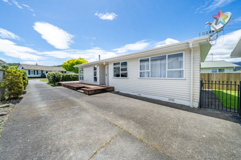 Photo of property in 3 Karamea Grove, Wainuiomata, Lower Hutt, 5014