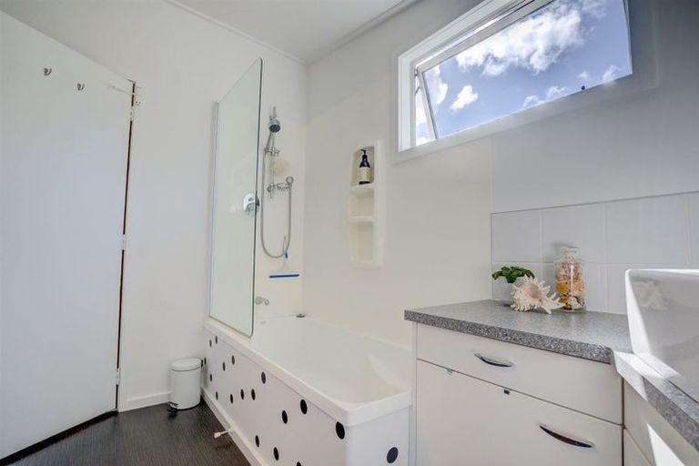 Photo of property in 37 Balfour Crescent, Riverlea, Hamilton, 3216