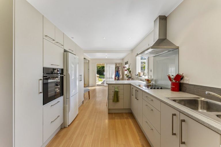 Photo of property in 113 Hine Road, Wainuiomata, Lower Hutt, 5014