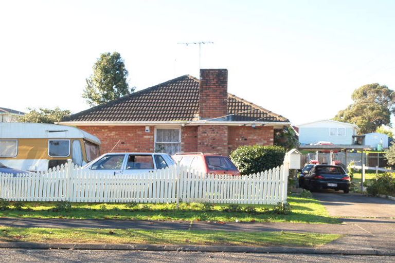 Photo of property in 5 Lyncroft Street, Mangere East, Auckland, 2024