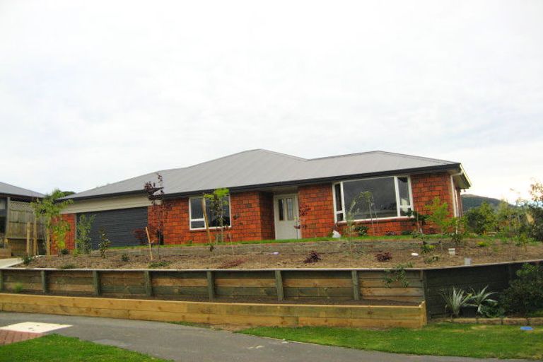 Photo of property in 1 Duxford Crescent, Fairfield, Dunedin, 9018