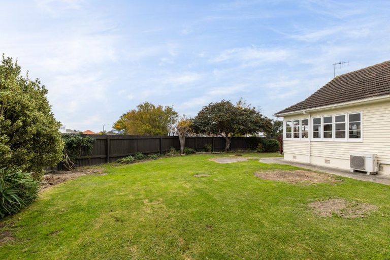 Photo of property in 82 Latham Street, Marewa, Napier, 4110