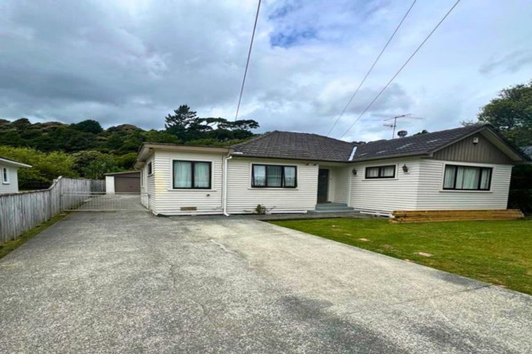 Photo of property in 109 Main Road, Wainuiomata, Lower Hutt, 5014