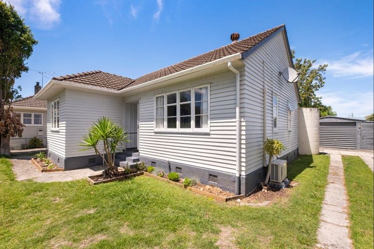 Photo of property in 12 Townley Street, Te Hapara, Gisborne, 4010