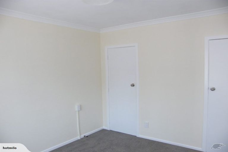 Photo of property in 54f2- Ebdentown Street, Ebdentown, Upper Hutt, 5018