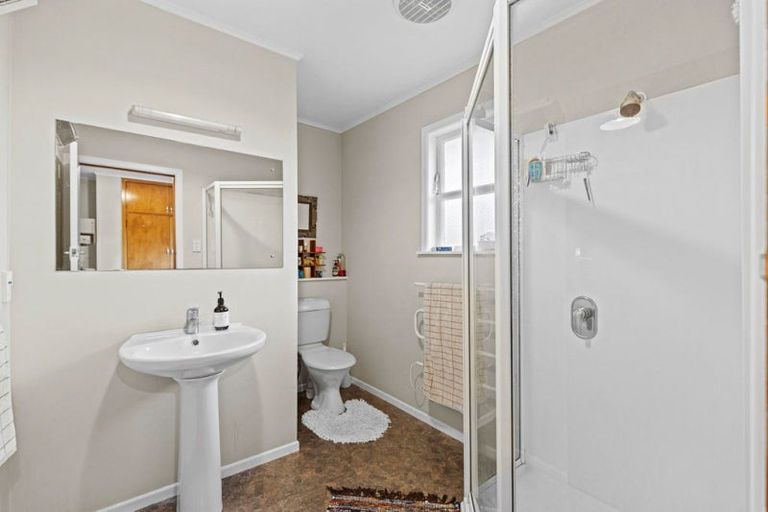 Photo of property in 63 Parkes Avenue, Saint Johns Hill, Whanganui, 4501