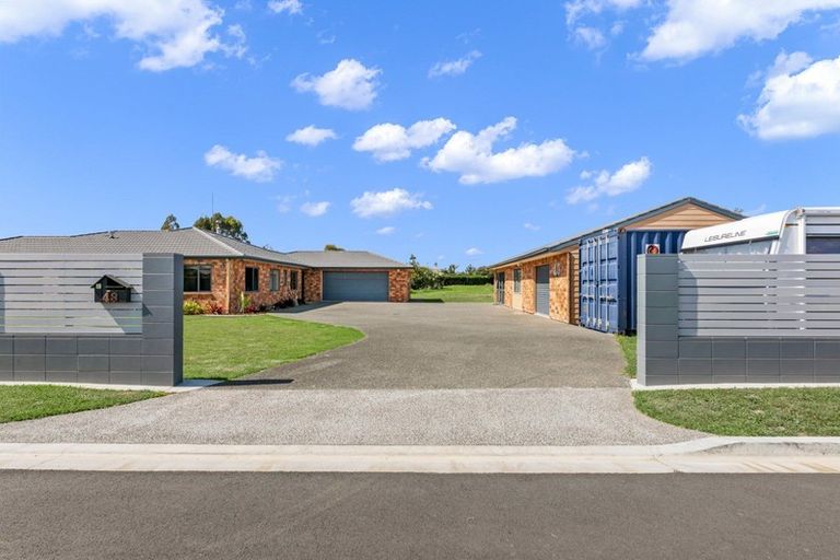 Photo of property in 43 Mahana Way, Pyes Pa, Tauranga, 3112