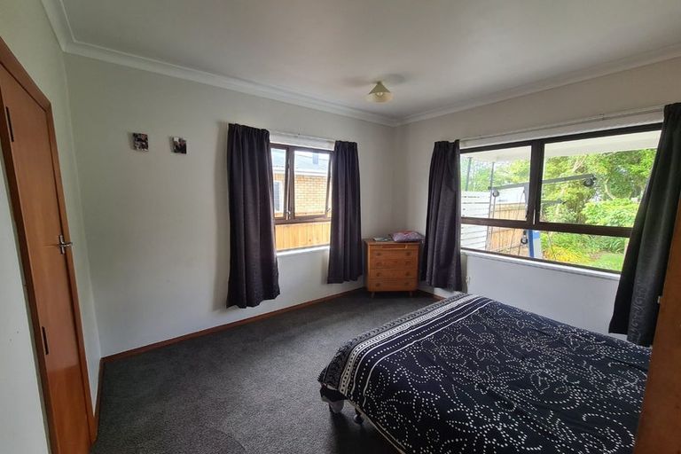 Photo of property in 332 Tremaine Avenue, Takaro, Palmerston North, 4412