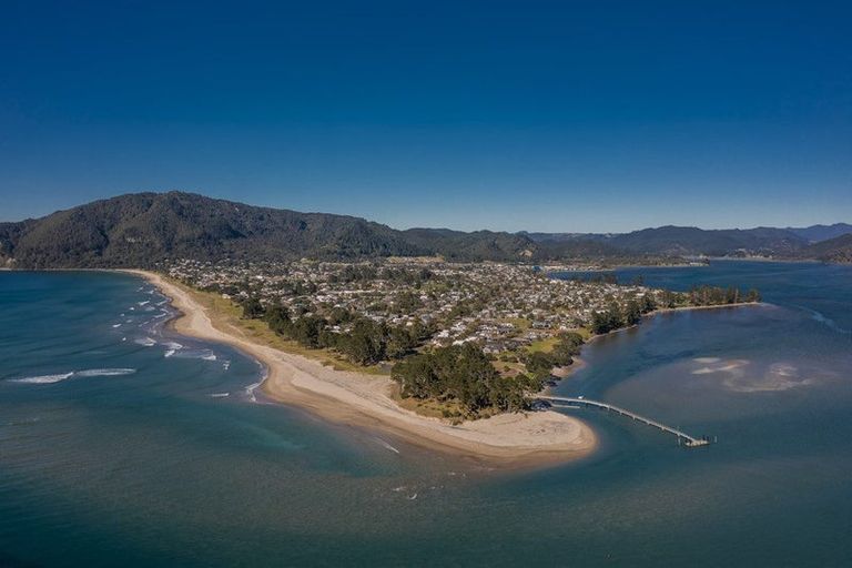 Photo of property in 48 Pauanui Beach Road, Pauanui, Hikuai, 3579