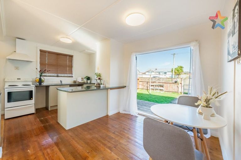 Photo of property in 24 Opapa Street, Titahi Bay, Porirua, 5022
