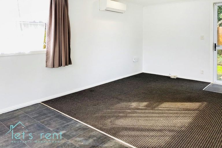 Photo of property in 12 Friesian Drive, Mangere, Auckland, 2022