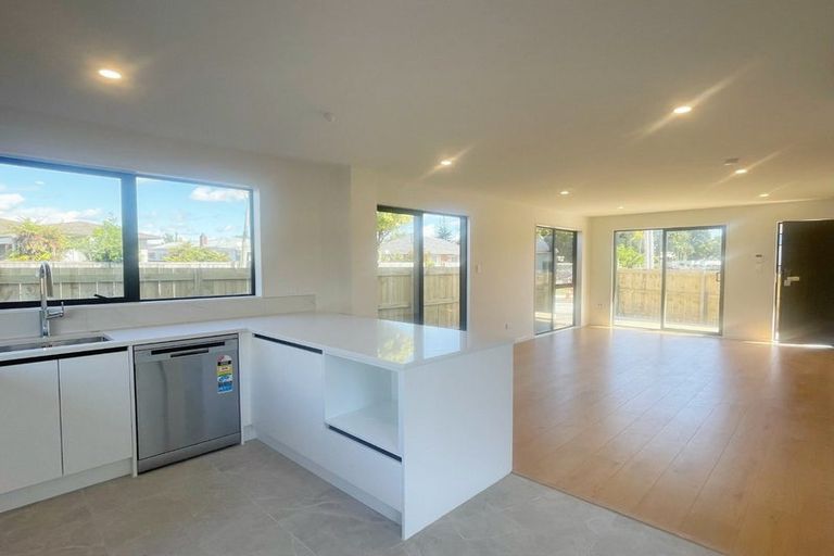 Photo of property in 40a Fairview Road, Papatoetoe, Auckland, 2025
