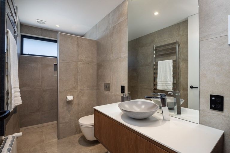 Photo of property in 5 Seaton Street, Strandon, New Plymouth, 4312