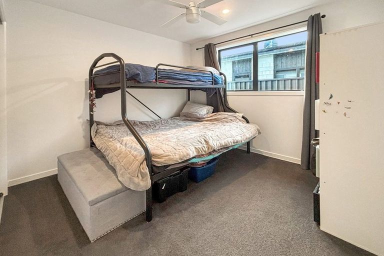 Photo of property in 16 Smitham Drive, Cromwell, 9310