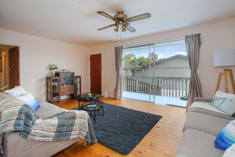 Photo of property in 15 Bishopgate Street, Birkdale, Auckland, 0626