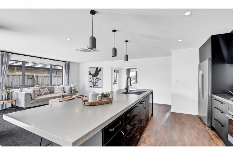 Photo of property in 18 Macphail Avenue, Rangiora, 7400