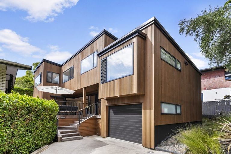 Photo of property in 10a Surville Place, Mairangi Bay, Auckland, 0630